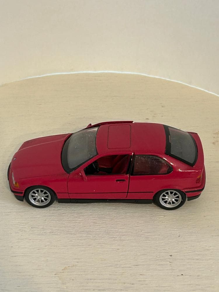 Otto Mobile 1/18 BMW 323ti E36コンパクト　限定