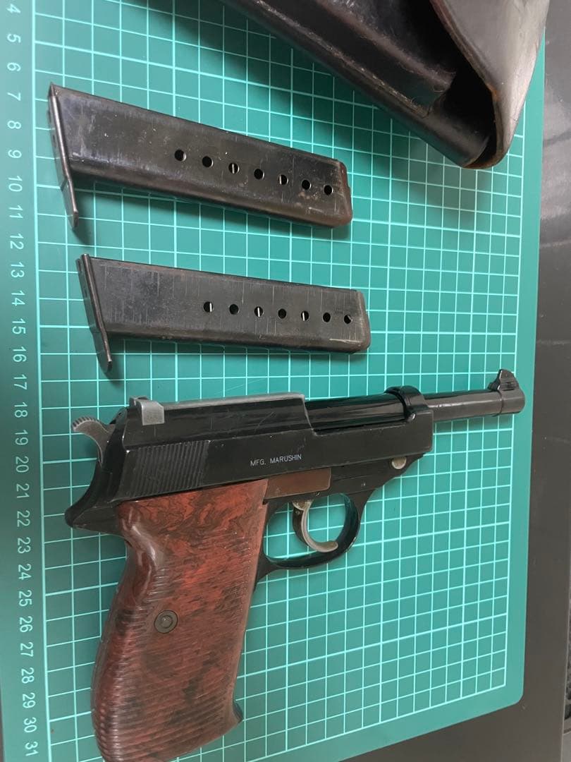 初期型 マルシン ワルサーP38スチール製　ベルリン1963刻印　ホルスター付き