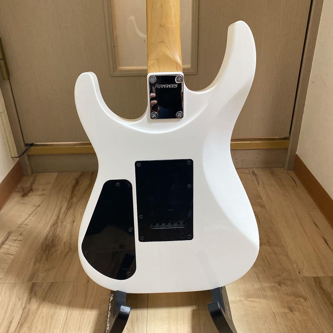 コンポーネント　エレキギター