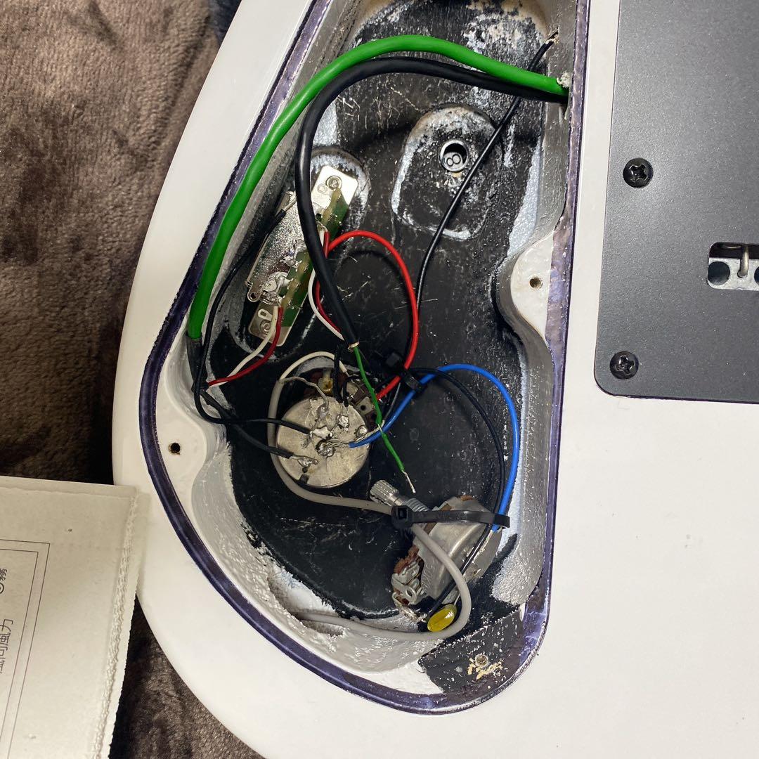 コンポーネント　エレキギター