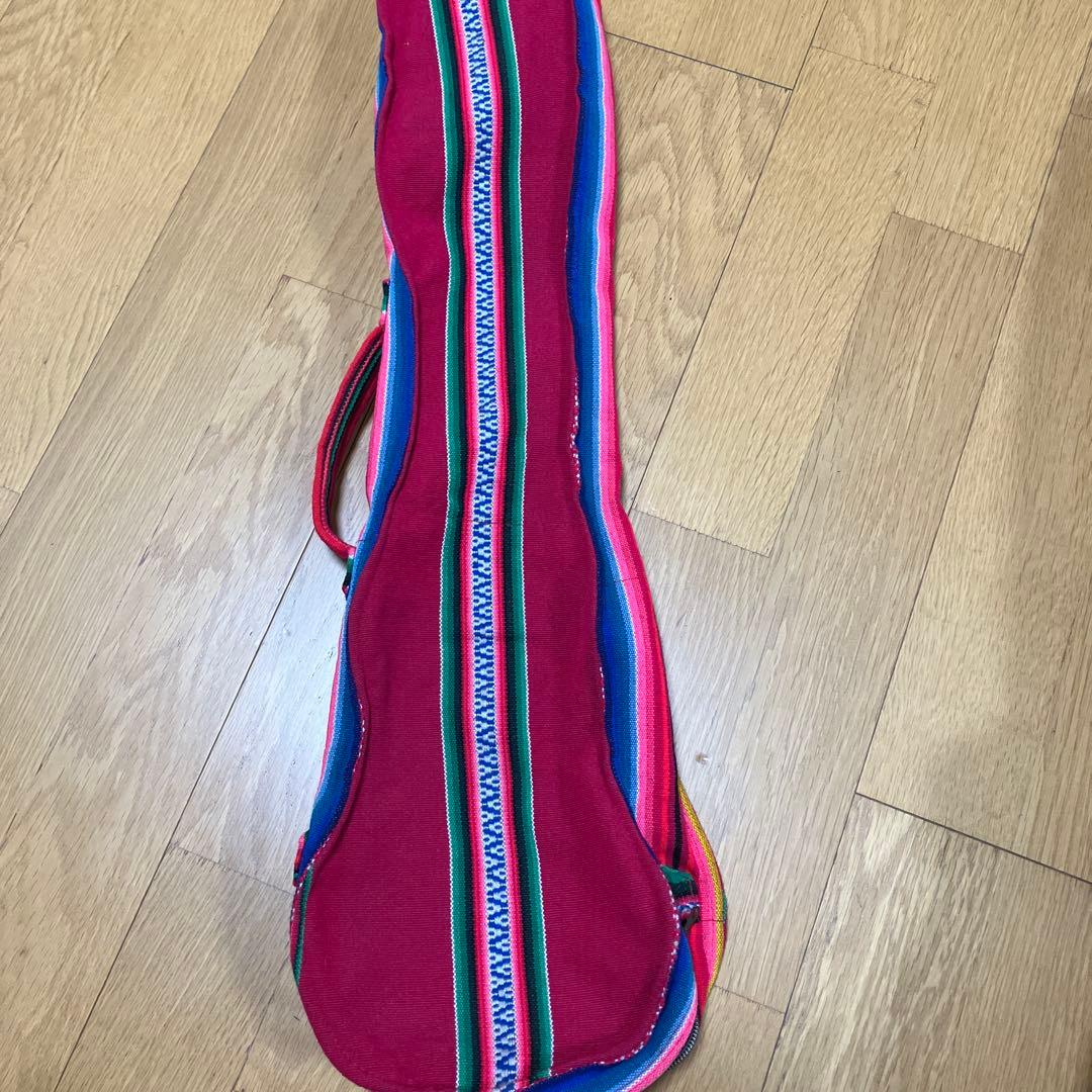 木製　チャランゴ (弦、カバー付き)