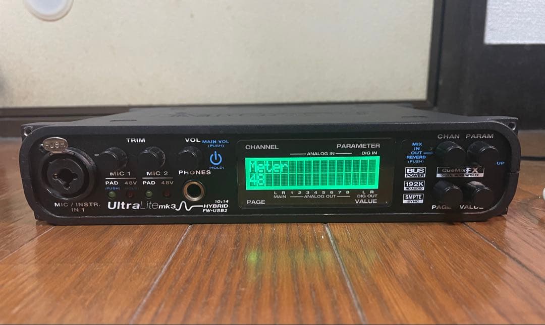 MOTU UltraLite mk3 オーディオインターフェイス(動作未確認)