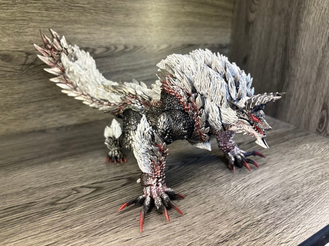 S.H.MonsterArts ジンオウガ亜種