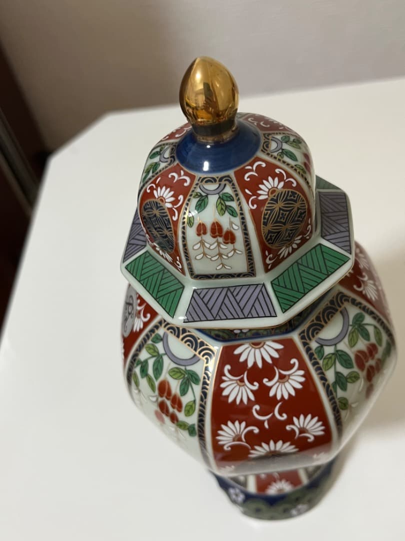 將軍壺　未峰窯 色絵　金彩　古伊万里 飾り物