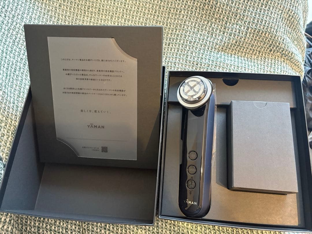 YAMAN 美顔器 ブラックYA-MAN フォトプラス プレステージ SP