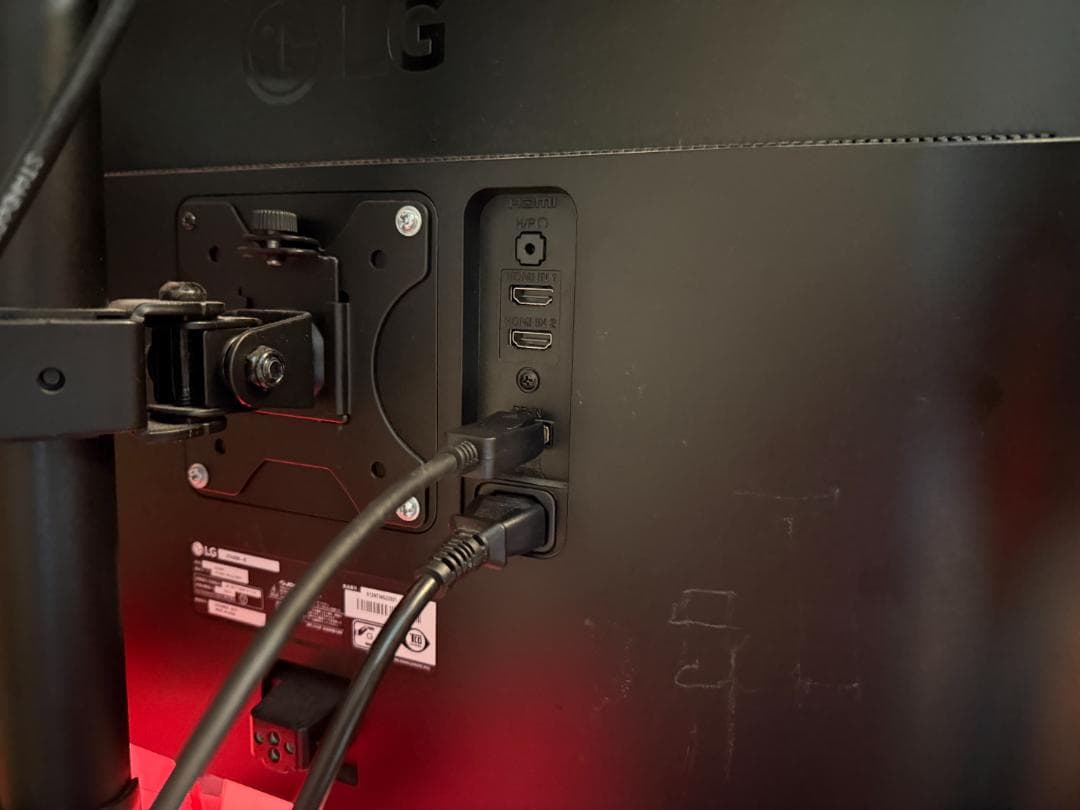 動作確認済 27UD58-B LG ディスプレイ 27インチ 中古 純正スタンド