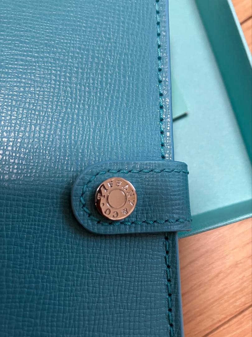 【新品未使用】ティファニー ターコイズブルー レザー パスポートケース