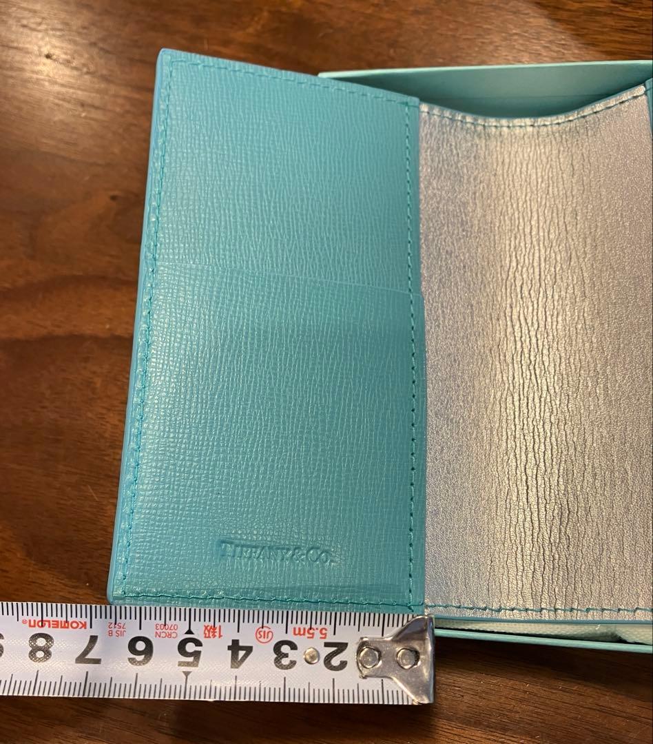 【新品未使用】ティファニー ターコイズブルー レザー パスポートケース