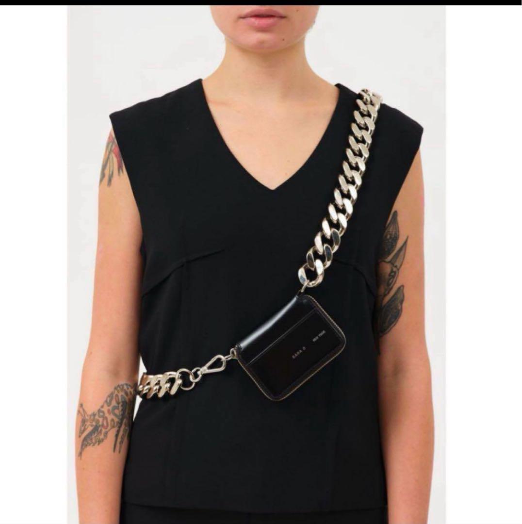 KARA チェーン ウォレット バッグ ケース