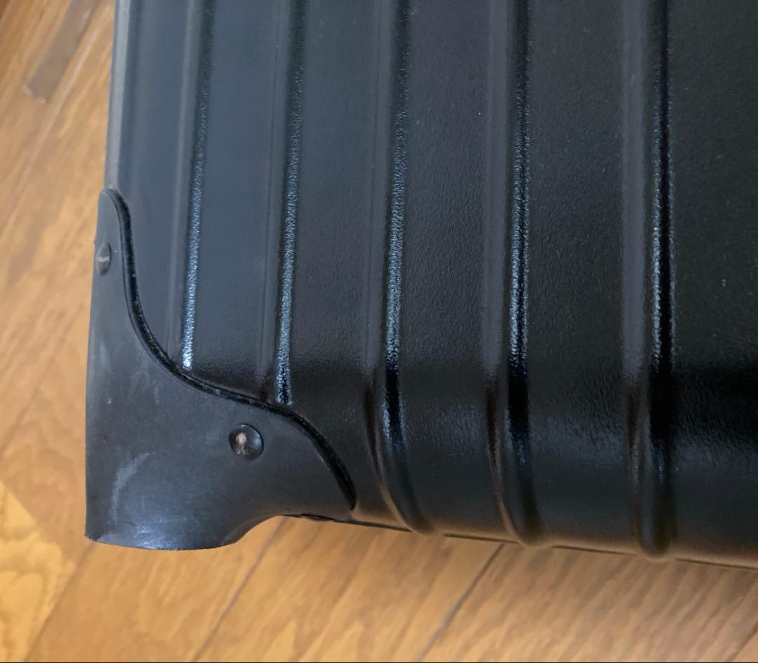 いっさ様用　リモア二輪キャリーケース　ブラック　used