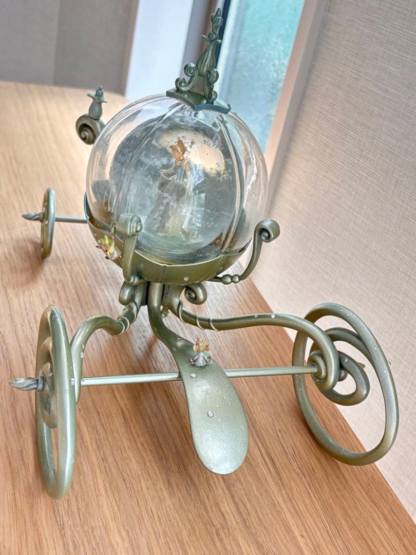 ディズニー　シンデレラ　スノードーム