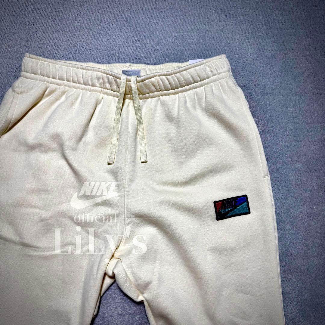 【Ｌサイズ】NIKE上下セットアップ　アイボリー　パーカー　ナイキ　新品未使用