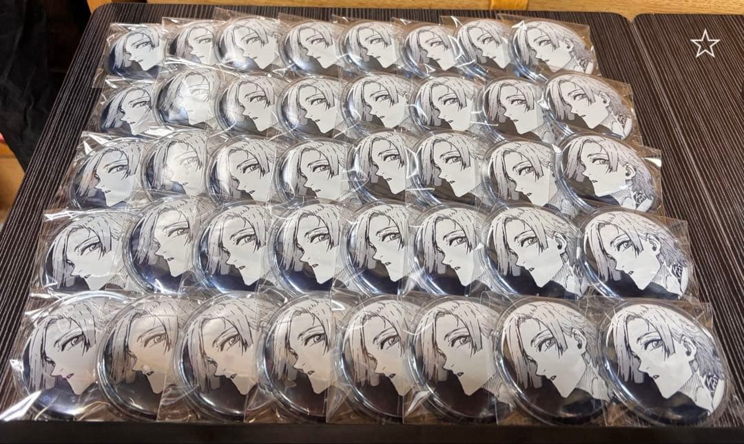 ブルーロック　ブルーロック展　ミヒャエル・カイザー　缶バッジ　40個（H）