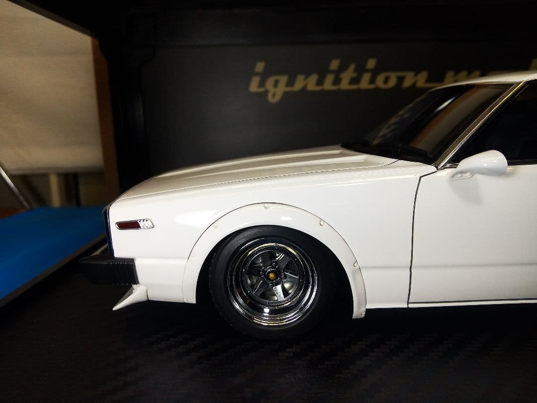 1/18 スカイライン 2000 GT-ES C210 ジャパン IG3231