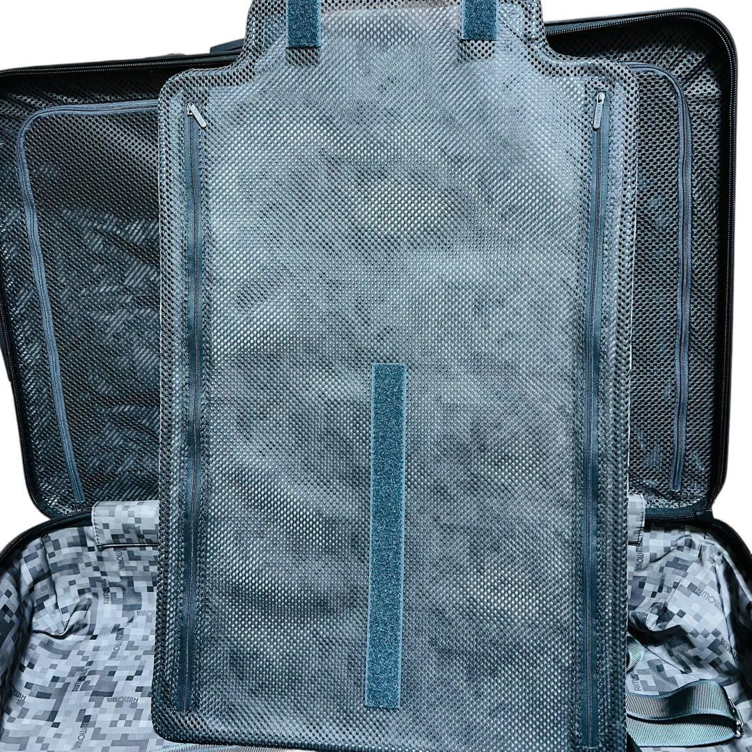 リモワ サルサデラックス 78リットル4輪　キャリーケース