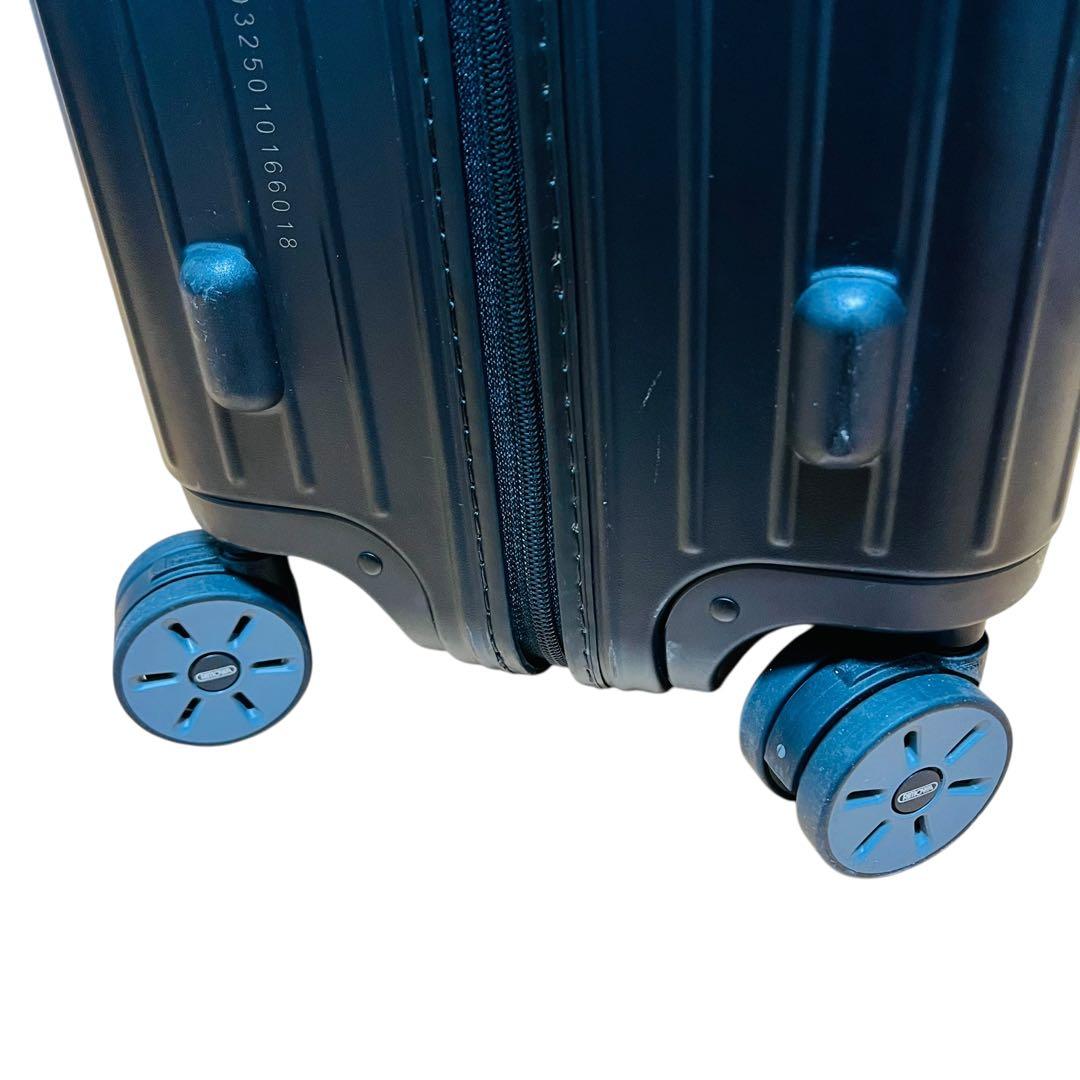 リモワ サルサデラックス 78リットル4輪　キャリーケース