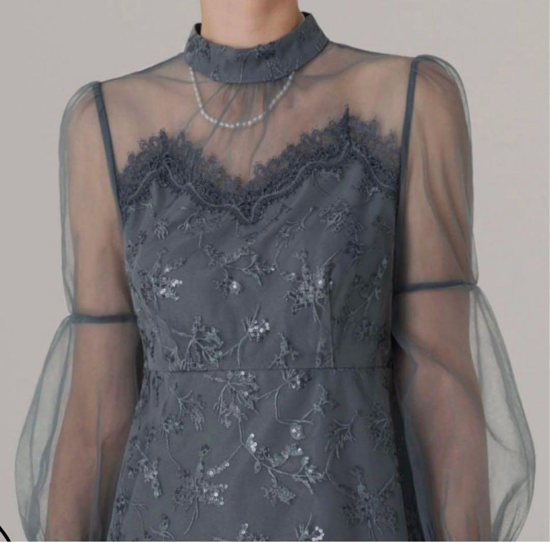 Leja花柄レーススパンコールワンピースドレス　刺繍入りグレー　ブルー　ドレス