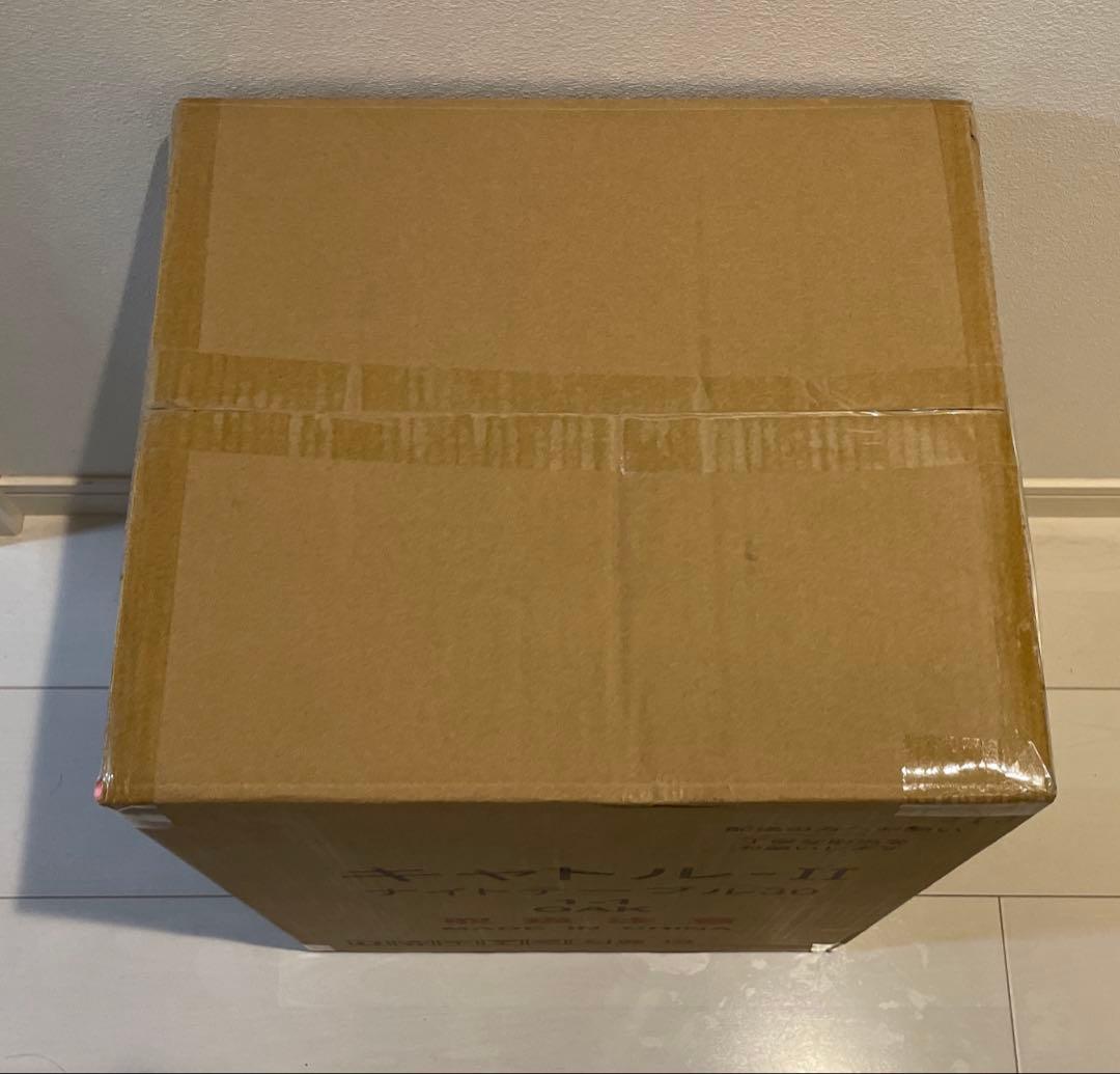 ニトリ　オーク突板ナイトテーブル　ナチュラル