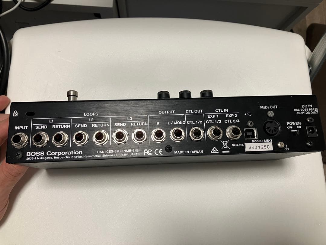 【値下げしました】BOSS MS-3 マルチエフェクトスイッチャー　アダプター付
