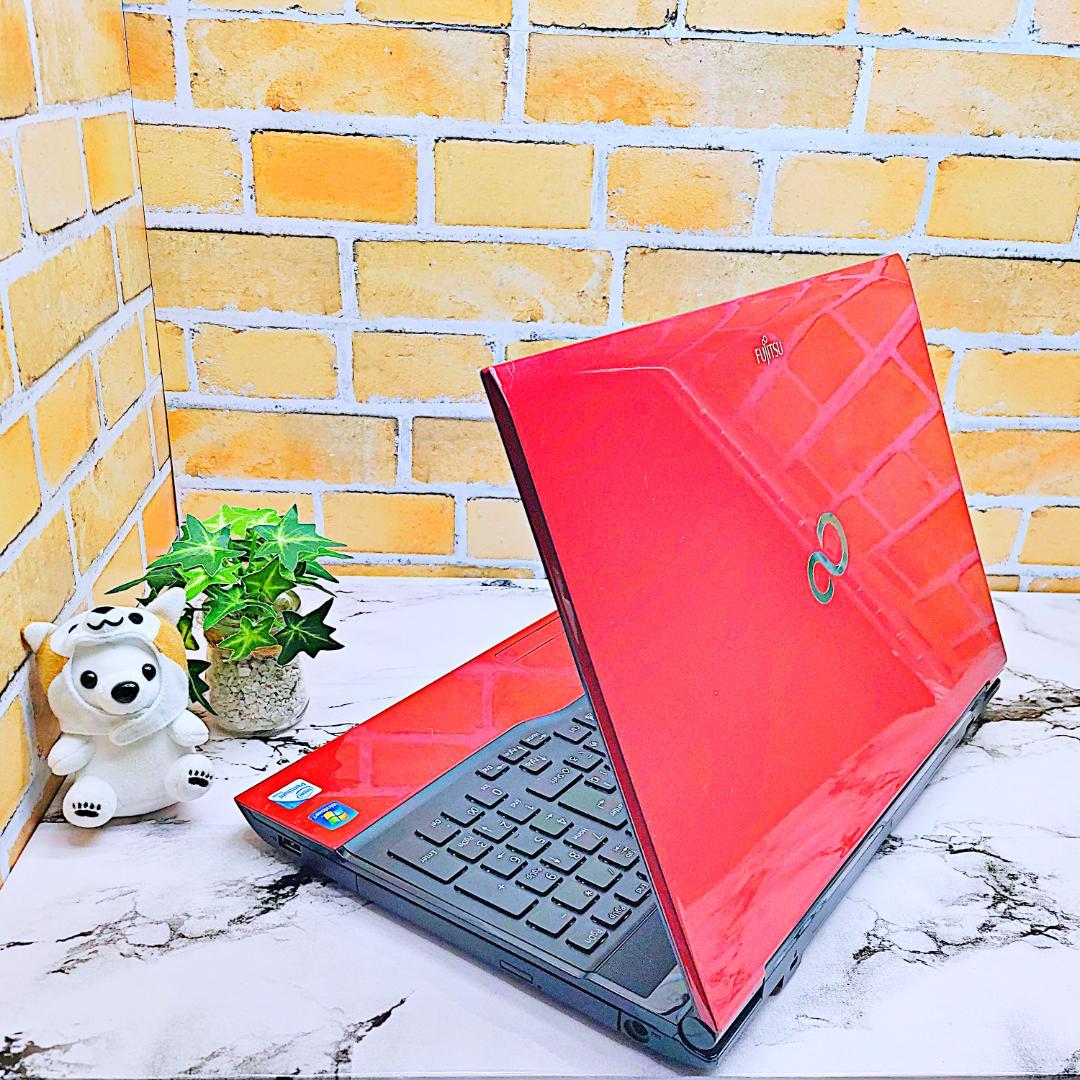 ハイスぺノートパソコン❤️爆速SSD☘️メモリ８G・高性能Core-i7❣️