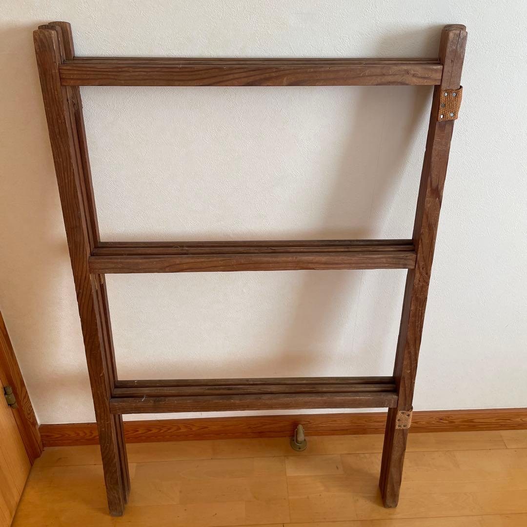 アンティーク木製折りたたみ式リネン掛け