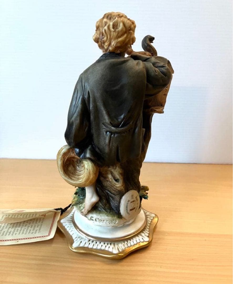 新品保管品　カポディモンテ　 CAPODIMONTE　置物　イタリア