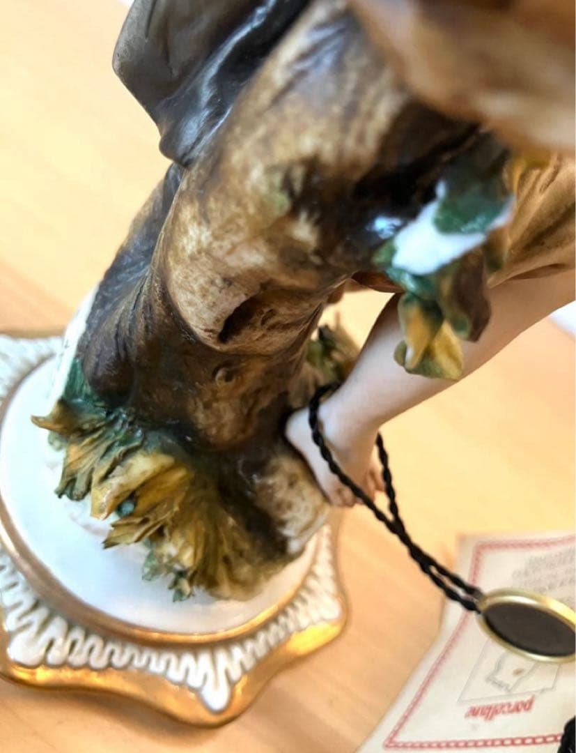 新品保管品　カポディモンテ　 CAPODIMONTE　置物　イタリア