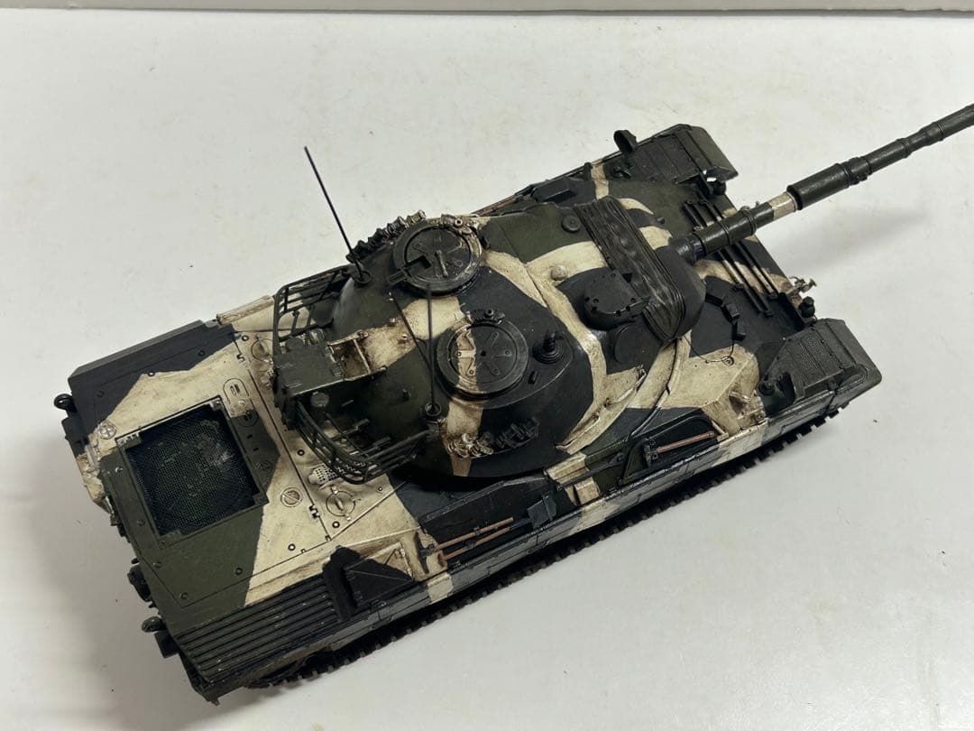 レベル　1/35 レオパルド1A5 完成品　戦車　プラモデル　ノルウェー