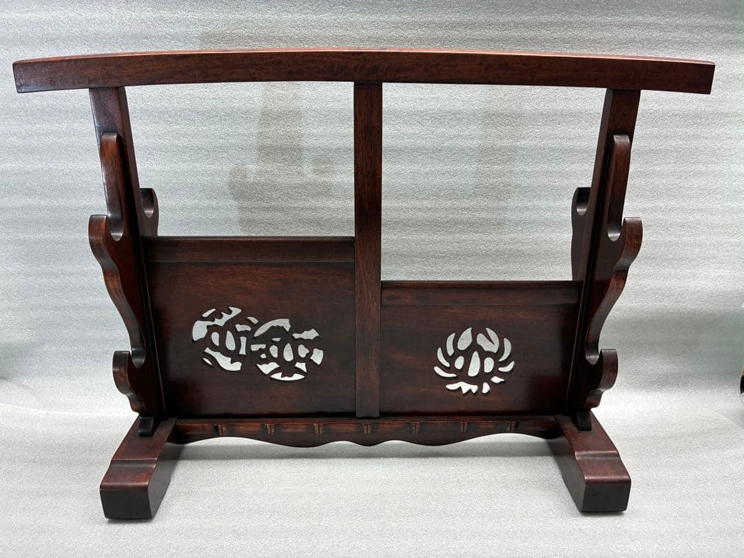 鍔透かし彫り 刀掛け 四振掛