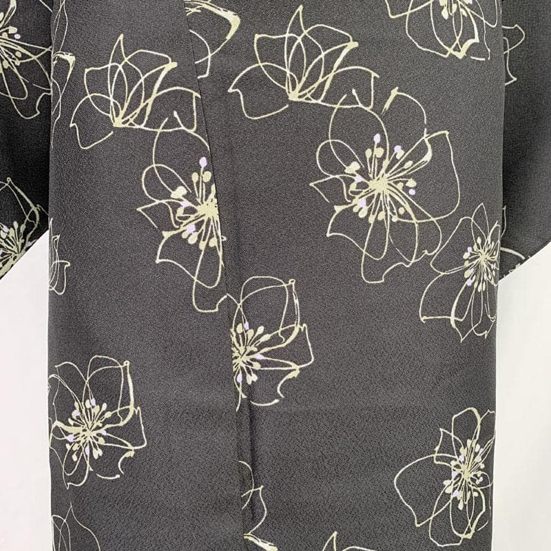 511mk49☆洗える着物！小紋 モダン 抽象的な花 薄めの黒☆美品