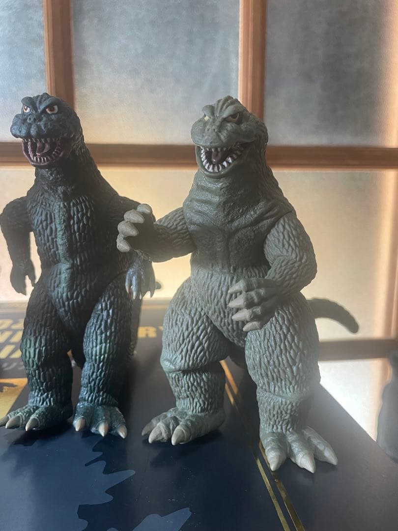 ⭐︎ゴジラ50周年メモリアルボックス⭐︎