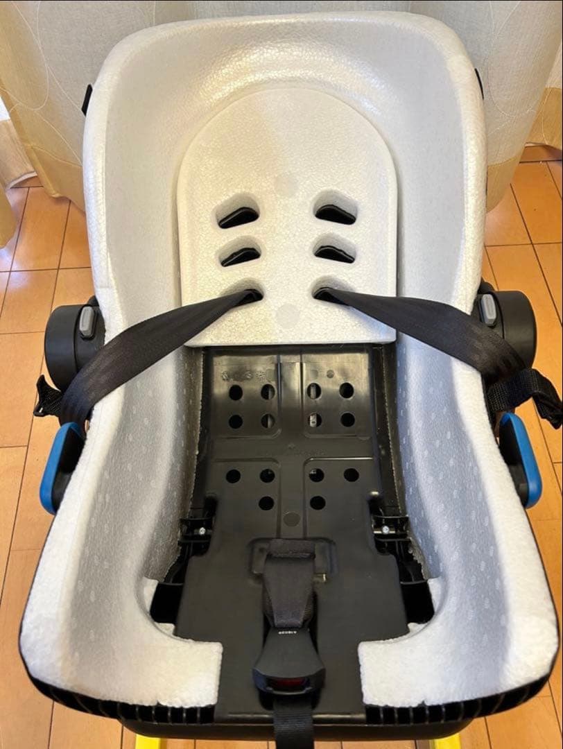 【りょう】アップリカ　スムーヴTS インファントカーシート