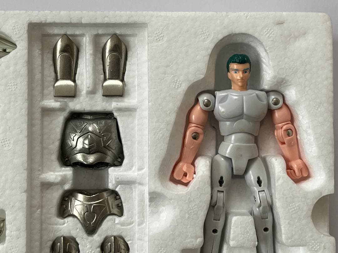 バンダイ 聖闘士星矢 限定神闘衣 アルコルの神闘衣 ゼータローブバド 当時物