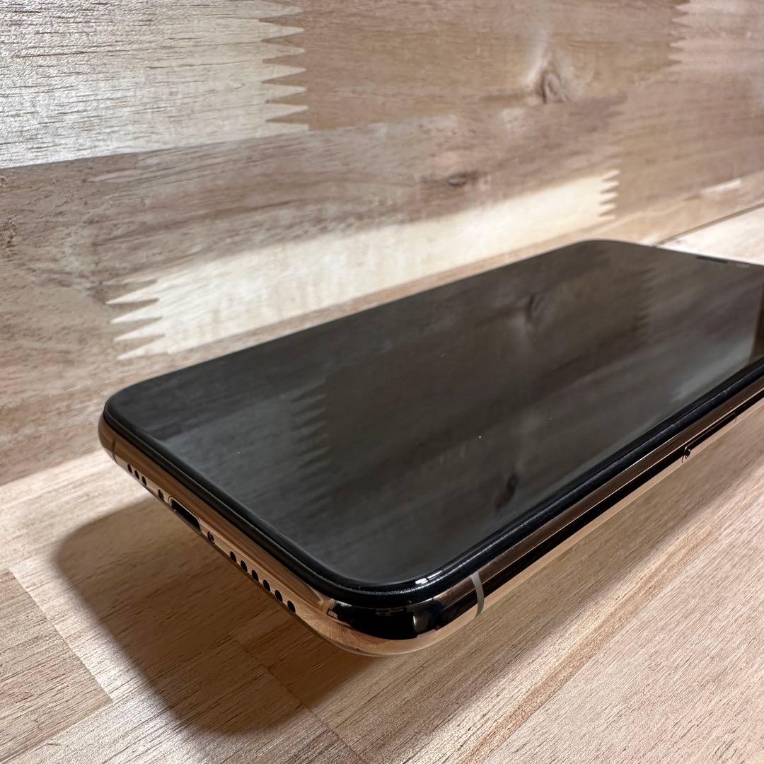 【極美品】iPhone11Pro 本体 ゴールド 256GB SIMフリー