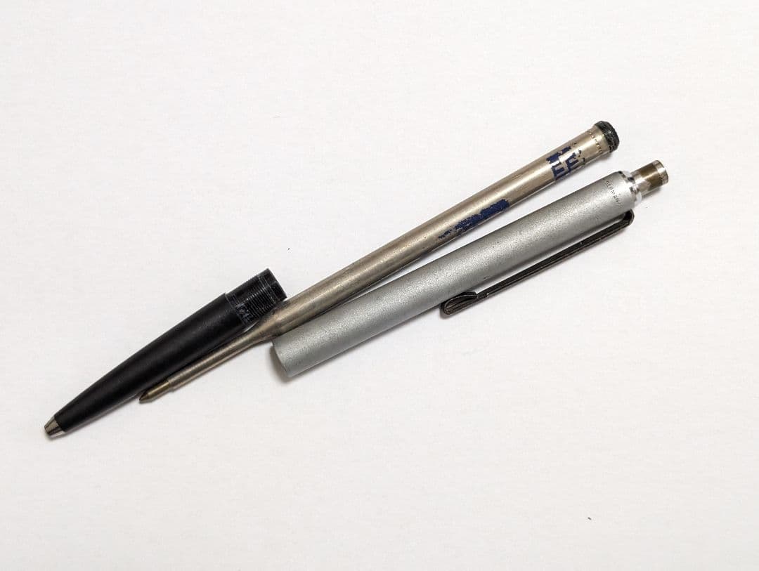 montblanc caressa　429　廃盤ボールペン　ノック式　カレッサ