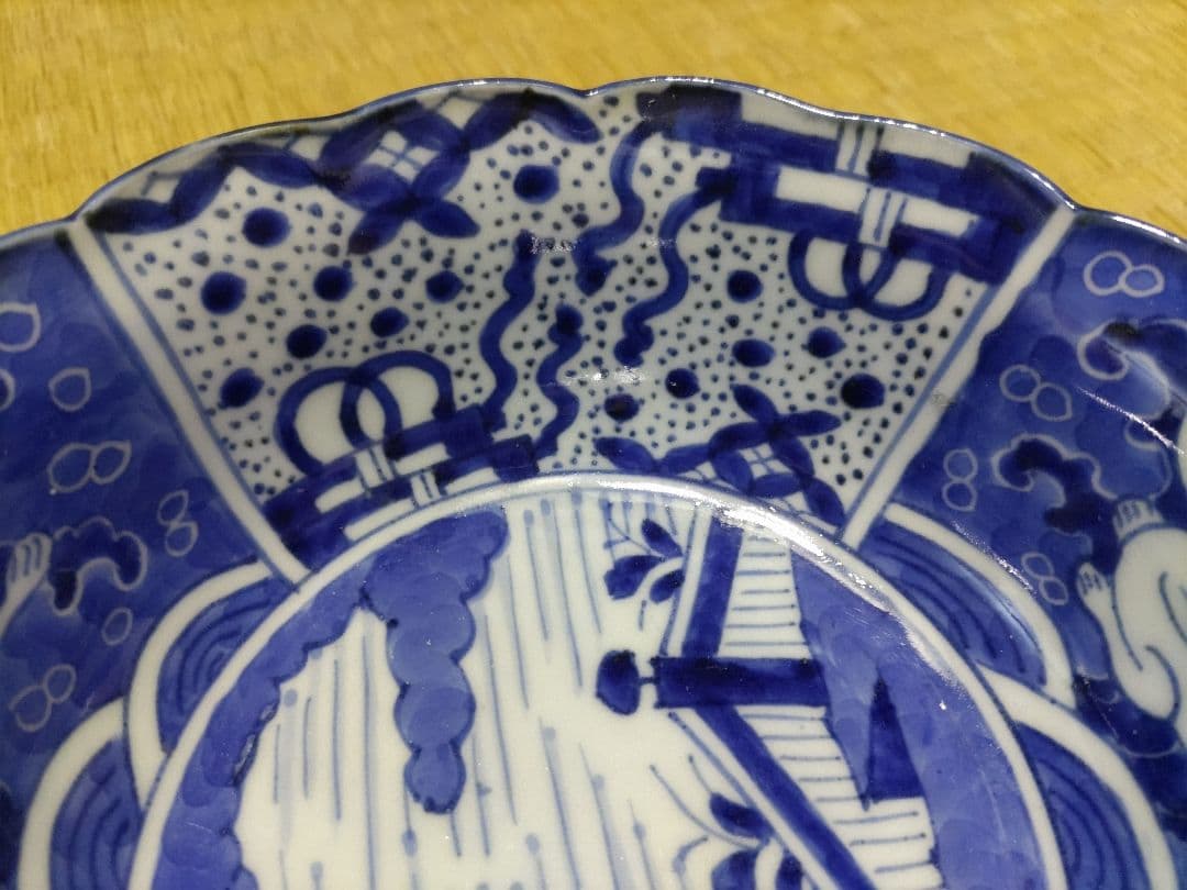 古伊万里　染付　波乗り　兎・ウサギ　鉢・皿（径17㎝）