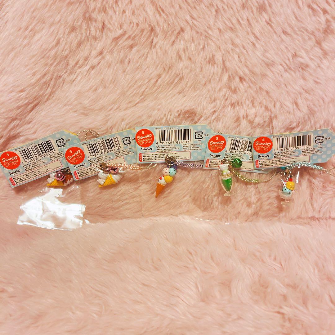 希少レア　ハローキティ　根付け　スイーツ　ソフトクリーム　パフェ　2005