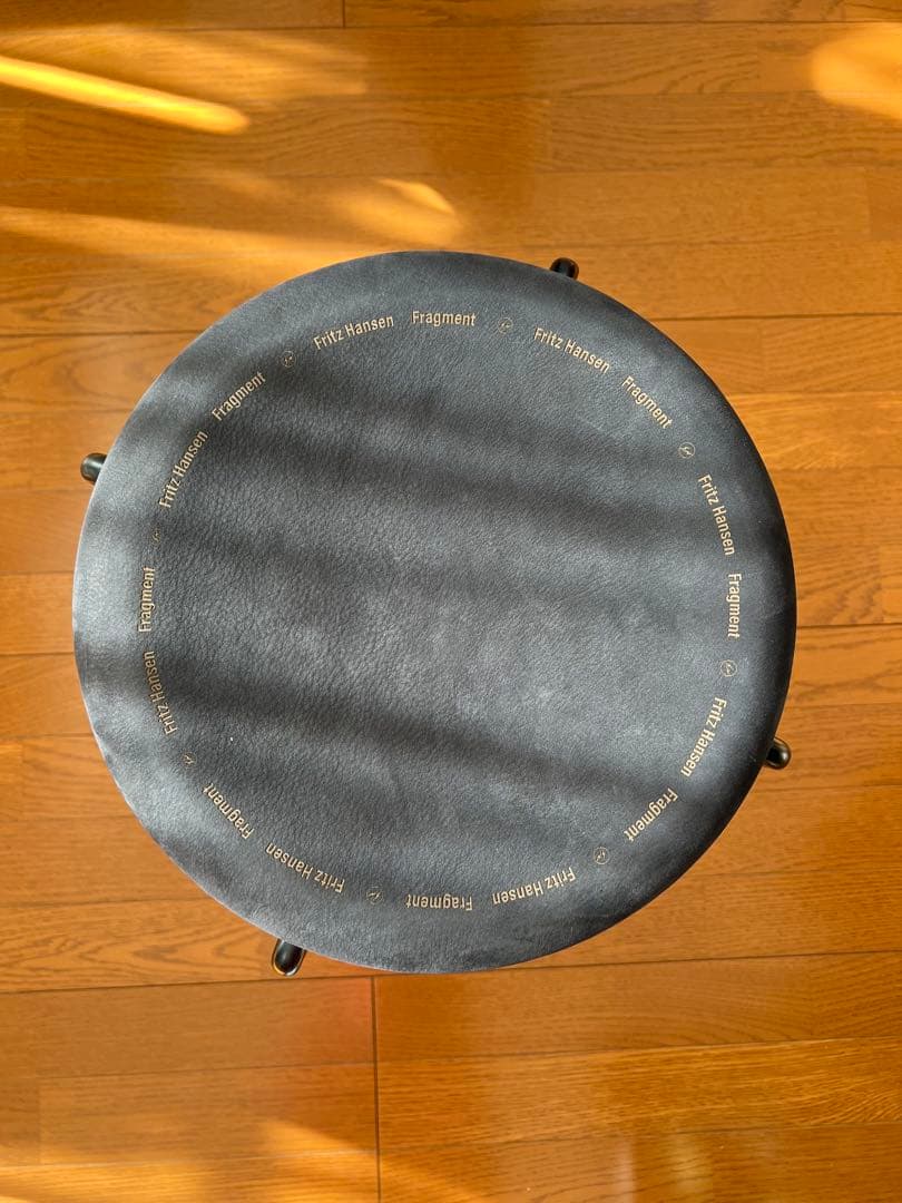 フラグメント × フリッツ・ハンセン ドットスツール