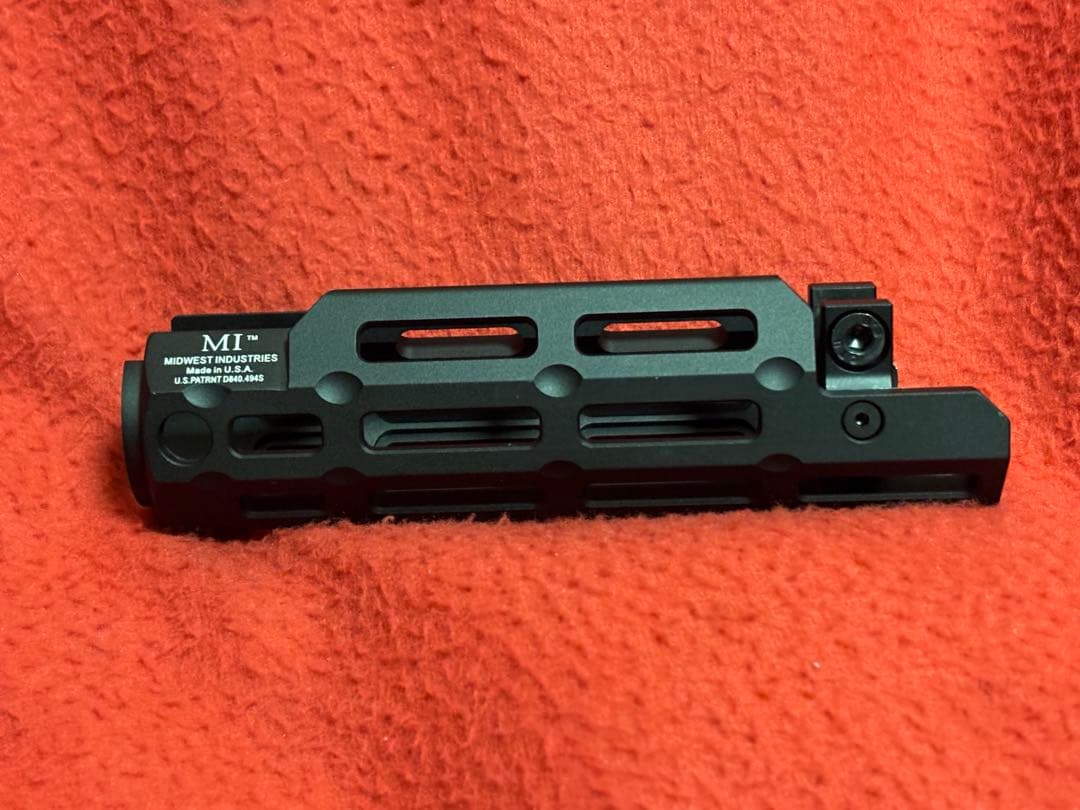 レプリカ mi mp5 m-lok ハンドガード