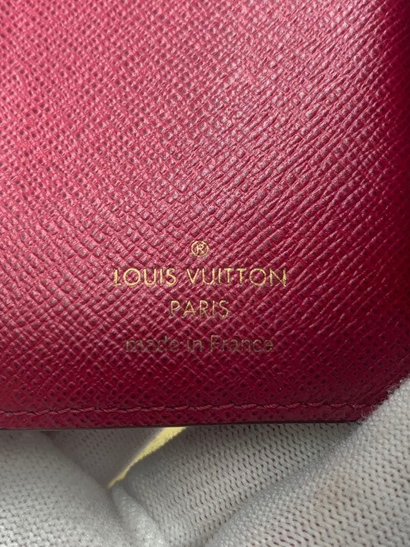 ルイヴィトン モノグラム ポルトフォイユ ヴィクトリーヌフューシャ 三つ折り財布