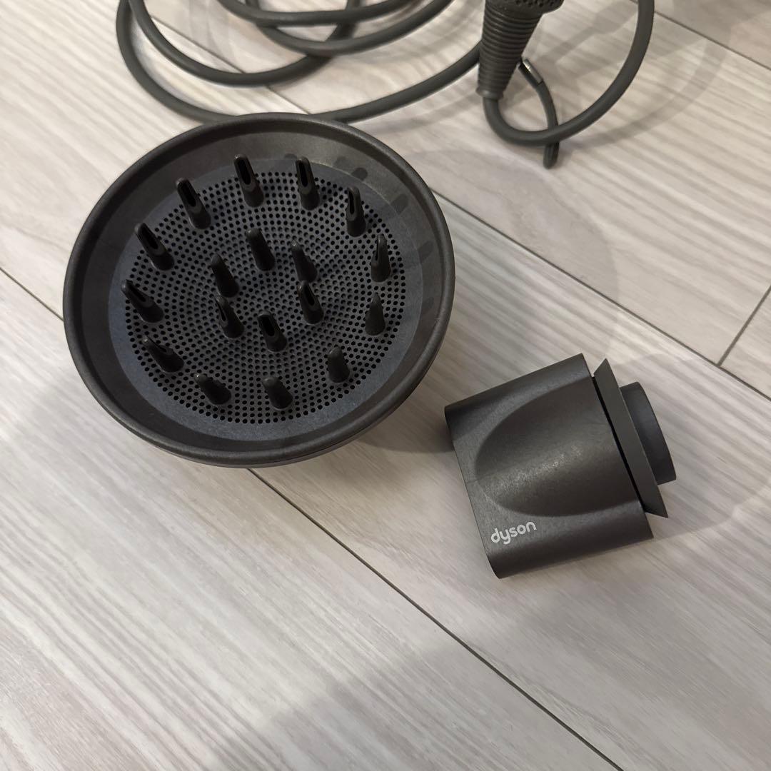 Dyson ダイソン ヘアドライヤー ドライヤー ピンク