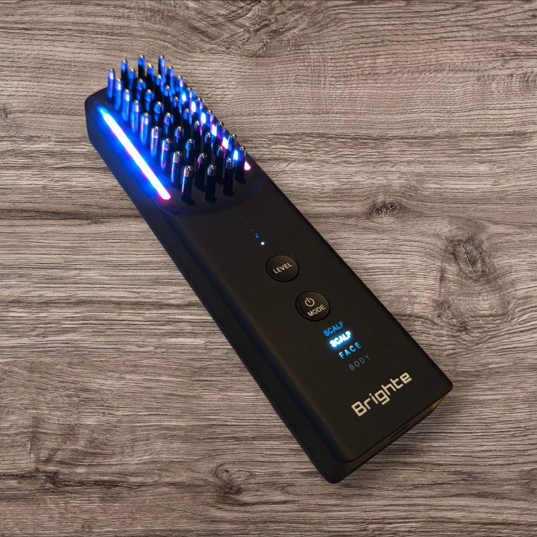 ばけみ Brighte ELEKIBRUSH と ELEKICOMB