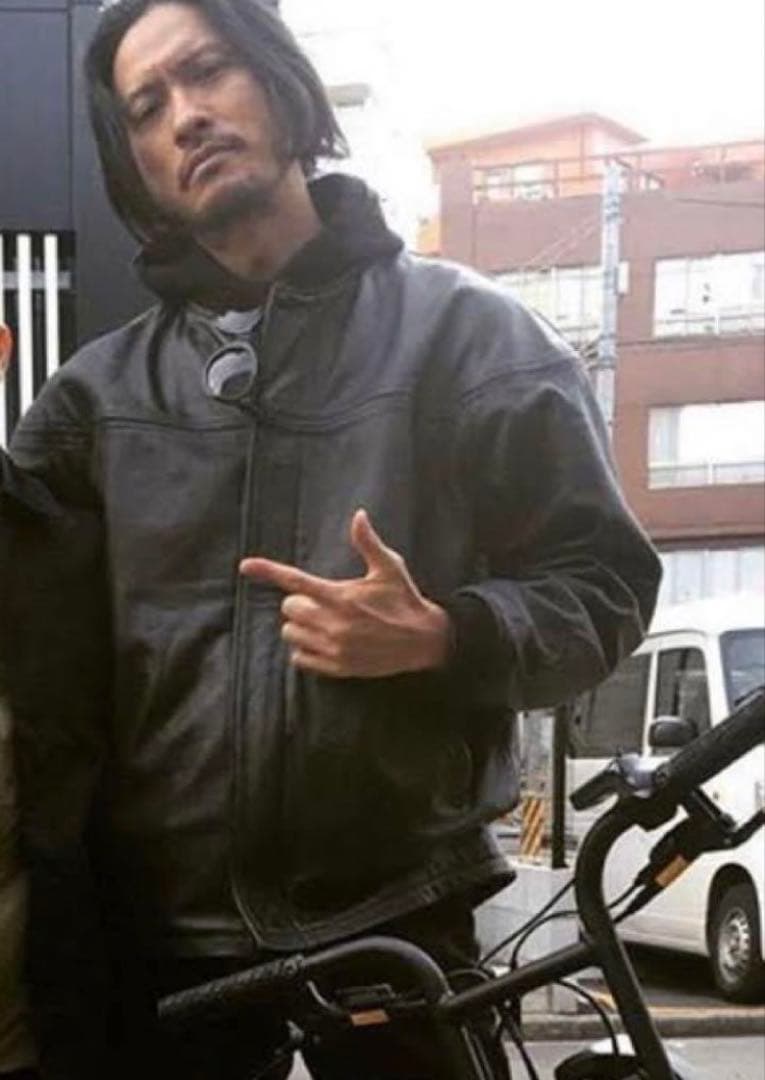 ジ*タ様 カップショルダージャケット　ダービージャケット　M ブラック