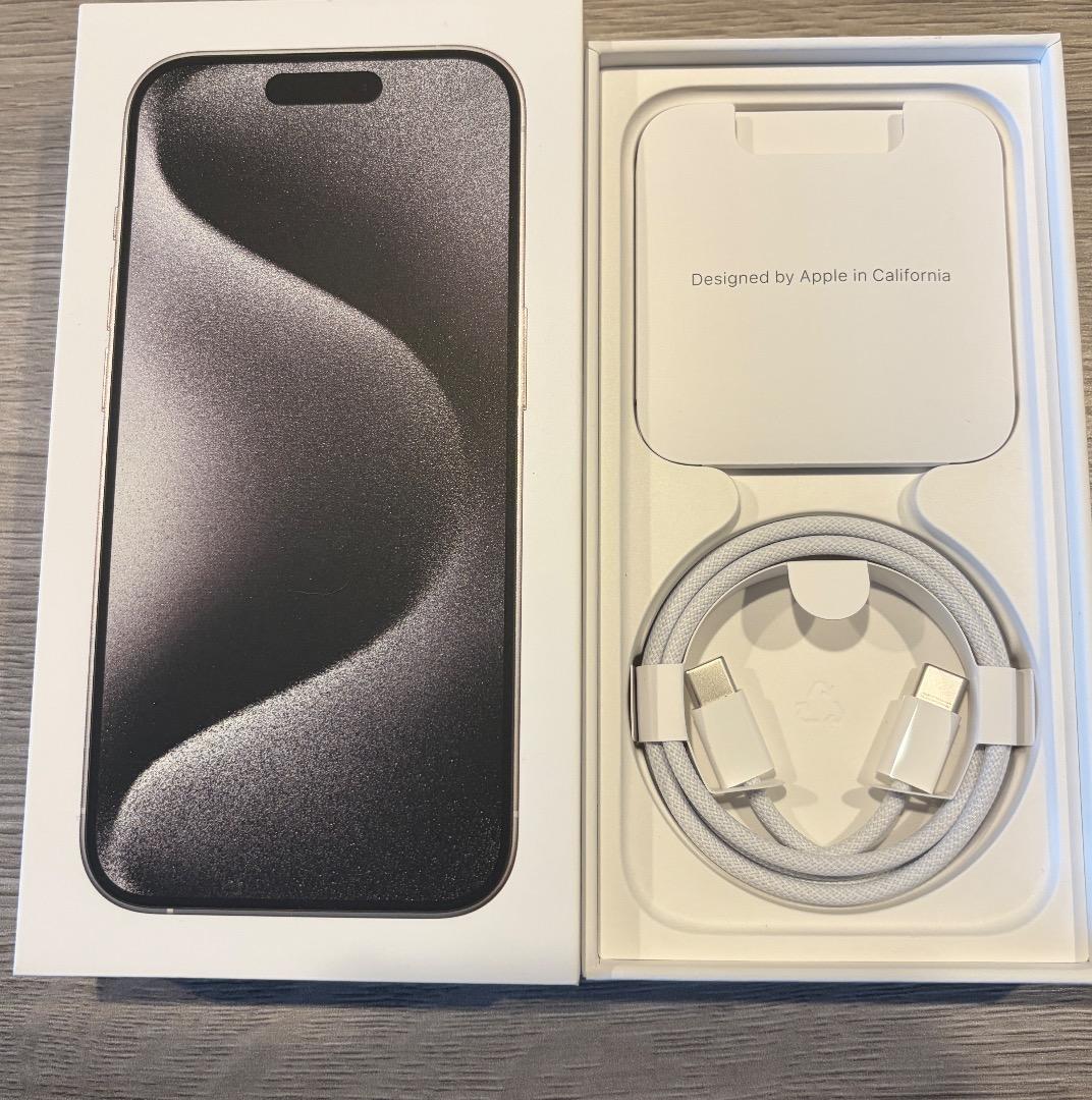 iPhone 15 Pro ホワイトチタニウム 128GB