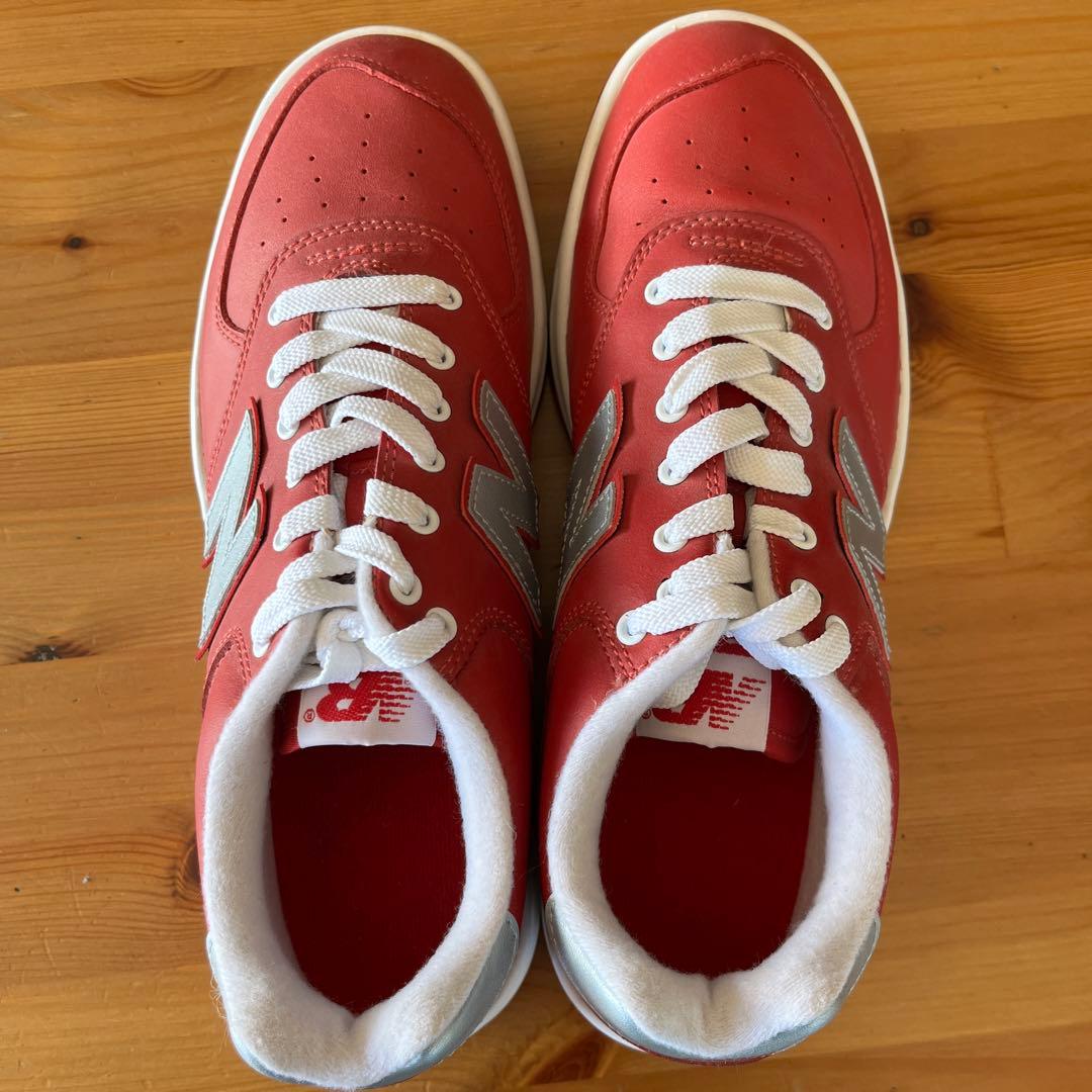 田中麗奈さん直筆サイン入り New Balance T555-RD