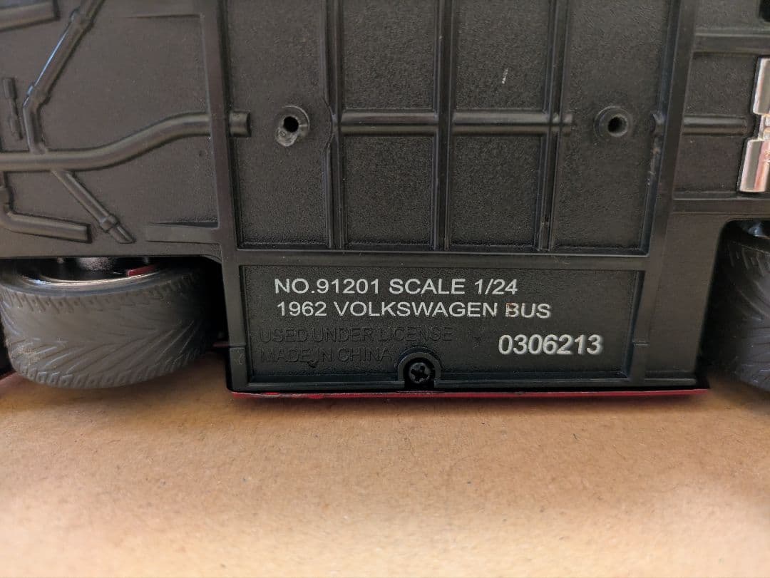 jada フォルクスワーゲン バス
