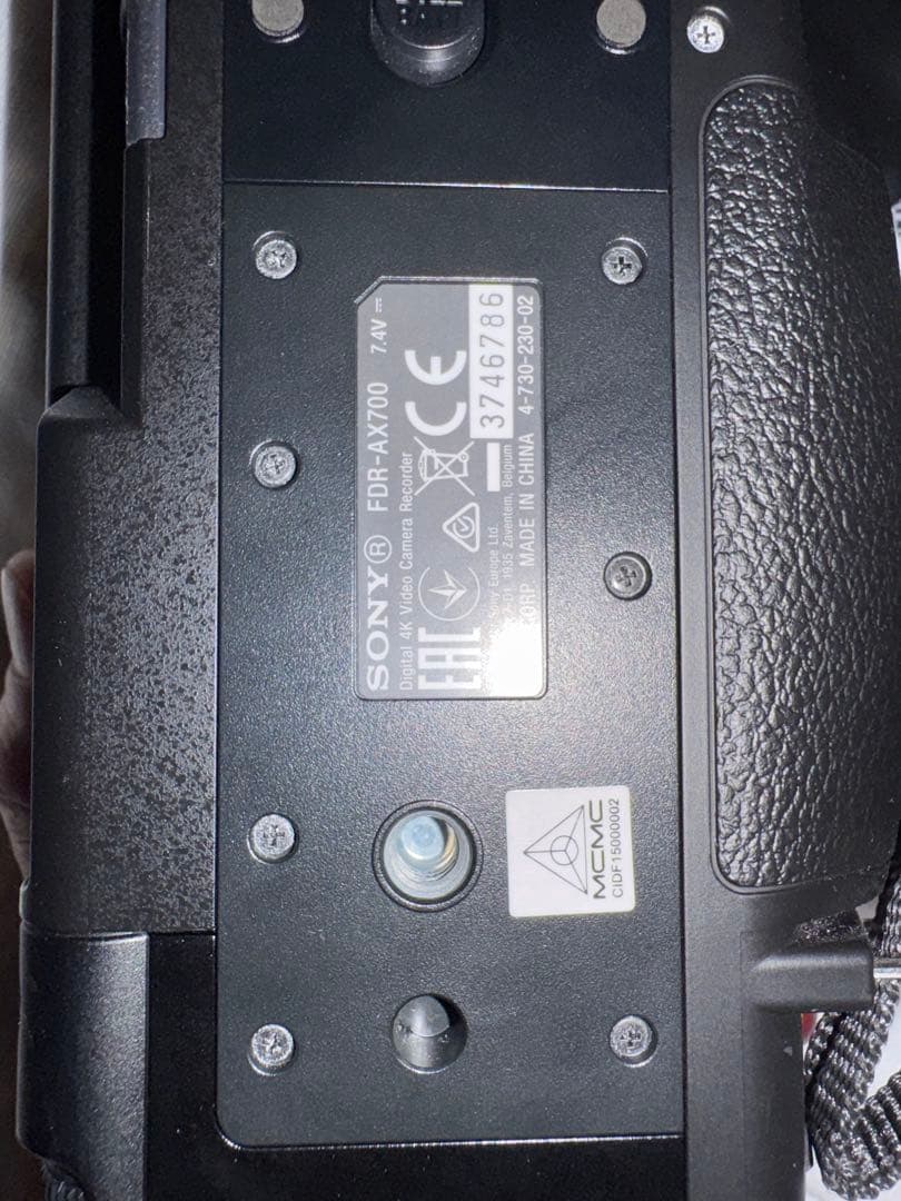 （海外版）FDR-AX700 SONY 4K ビデオカメラ 本体（箱無し）