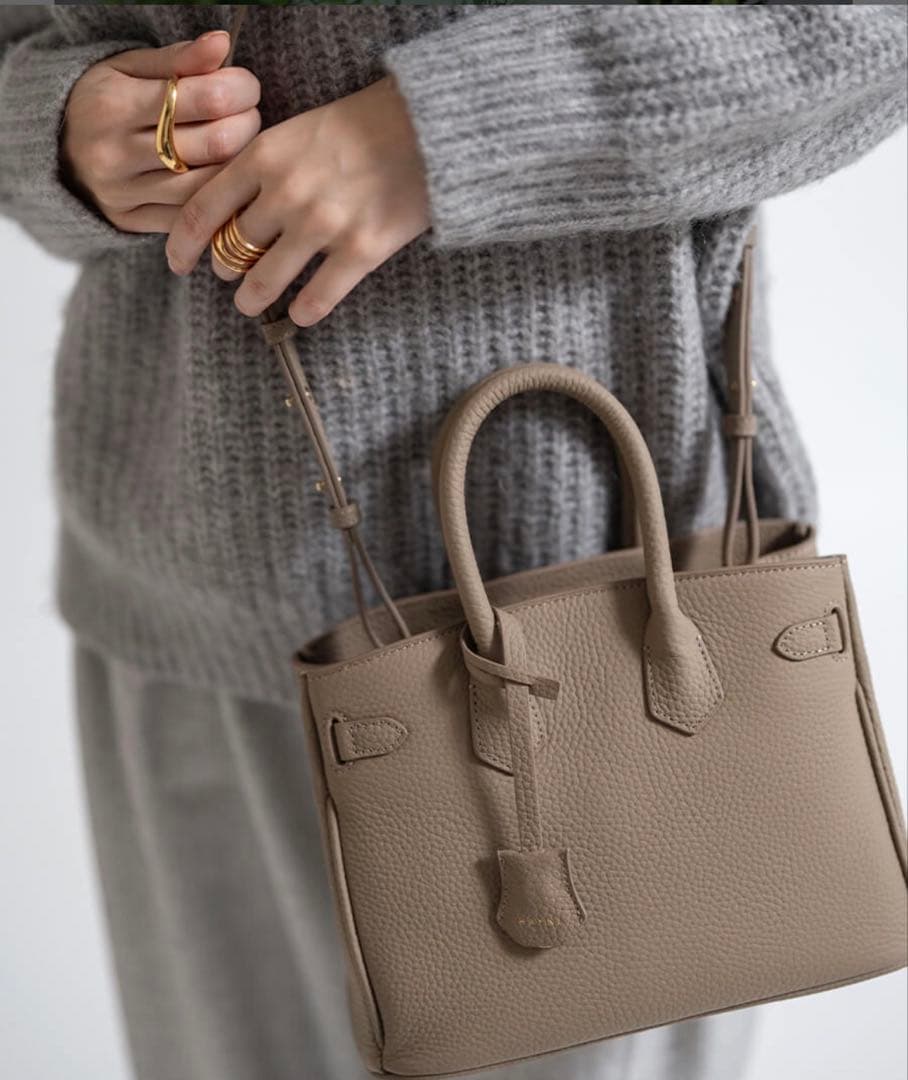 ※桜 HAYNI ヘイニ　ショルダーバッグ　グレージュ