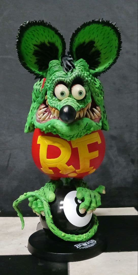 ホットロッドロウブロウRATFINK8ボールソフビ30cm