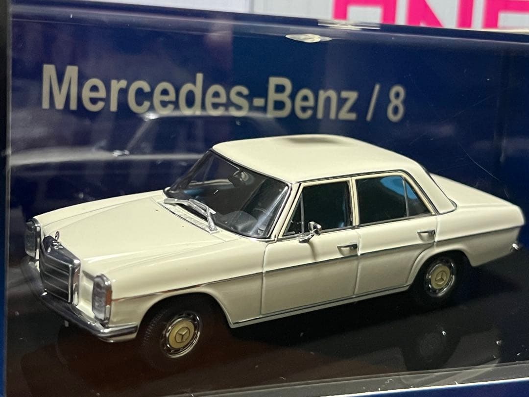 AUTO art MERCEDS BENZ /8 220D メルセデス ベンツ